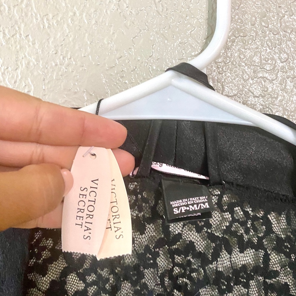 Victorias Secret Lace Robe